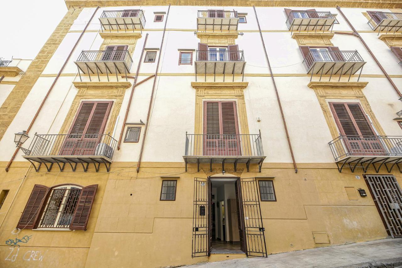Casa Raffadali, In Centro Storico A Palermo Apartment Luaran gambar