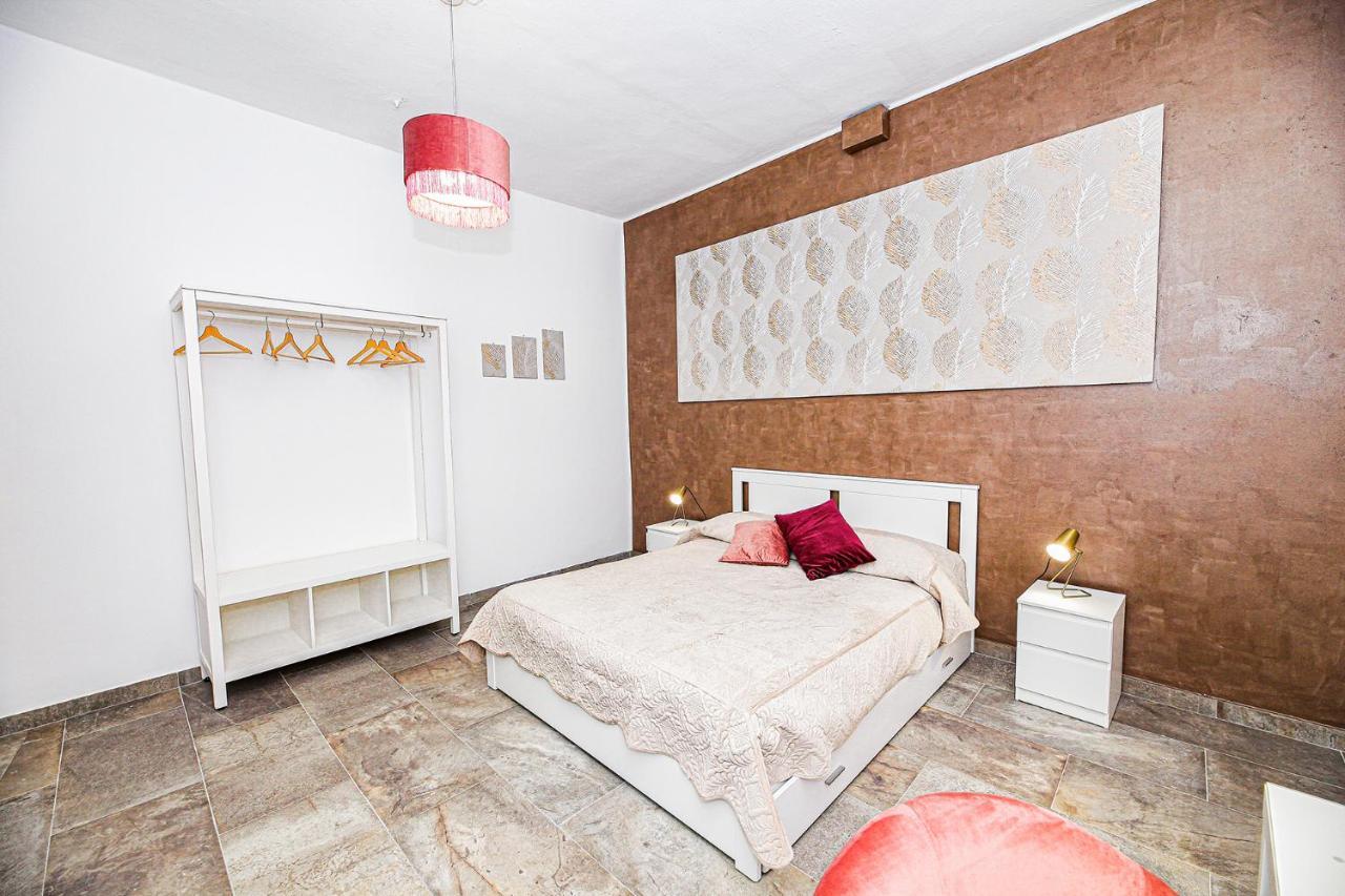 Casa Raffadali, In Centro Storico A Palermo Apartment Luaran gambar
